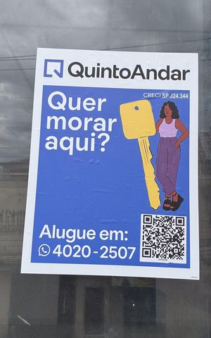 Casa para alugar com 450m², 5 quartos e 6 vagas Casa para alugar com 450m², 5 quartos e 6 vagasPlaca instalada na fachada do imóvel. Cod SNOQ-902