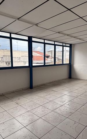 Casa para alugar com 450m², 5 quartos e 6 vagas Casa para alugar com 450m², 5 quartos e 6 vagasVaranda da Sala 3