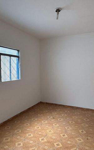 Casa para alugar com 450m², 5 quartos e 6 vagas Casa para alugar com 450m², 5 quartos e 6 vagasQuarto 2