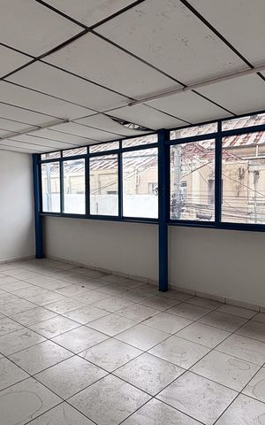 Casa para alugar com 450m², 5 quartos e 6 vagas Casa para alugar com 450m², 5 quartos e 6 vagasVaranda da Sala 3