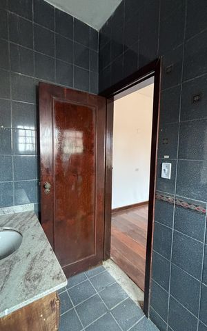Casa para alugar com 450m², 5 quartos e 6 vagas Casa para alugar com 450m², 5 quartos e 6 vagasBanheiro da Suíte 3