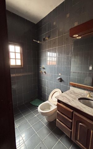 Casa para alugar com 450m², 5 quartos e 6 vagas Casa para alugar com 450m², 5 quartos e 6 vagasBanheiro da Suíte 3