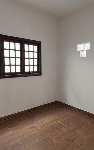 Casa para alugar com 450m², 5 quartos e 6 vagas Casa para alugar com 450m², 5 quartos e 6 vagasQuarto 1