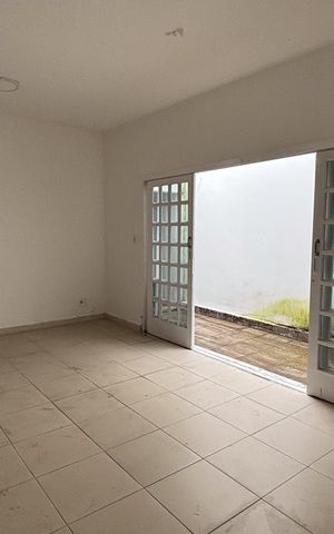 Casa para alugar com 450m², 5 quartos e 6 vagas Casa para alugar com 450m², 5 quartos e 6 vagasSala 2
