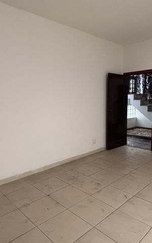 Casa para alugar com 450m², 5 quartos e 6 vagas Casa para alugar com 450m², 5 quartos e 6 vagasSala 2