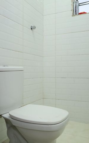 Casa à venda com 276m², 2 quartos e 1 vagaBanheiro