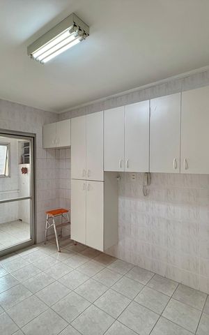 Apartamento à venda com 129m², 3 quartos e 1 vaga Apartamento à venda com 129m², 3 quartos e 1 vagaCozinha