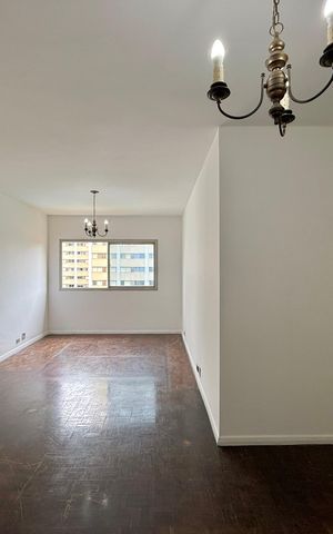 Apartamento à venda com 129m², 3 quartos e 1 vaga Apartamento à venda com 129m², 3 quartos e 1 vagaSala