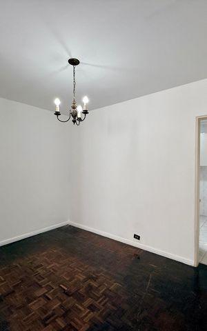 Apartamento à venda com 129m², 3 quartos e 1 vaga Apartamento à venda com 129m², 3 quartos e 1 vagaSala