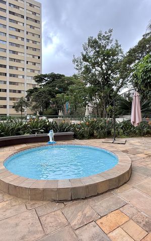 Apartamento à venda com 129m², 3 quartos e 1 vaga Apartamento à venda com 129m², 3 quartos e 1 vagaPiscina