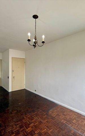 Apartamento à venda com 129m², 3 quartos e 1 vaga Apartamento à venda com 129m², 3 quartos e 1 vagaSala