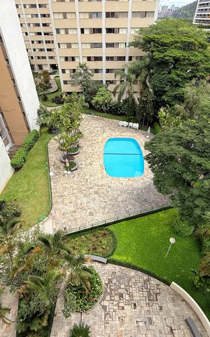 Apartamento à venda com 129m², 3 quartos e 1 vaga Apartamento à venda com 129m², 3 quartos e 1 vagaVista