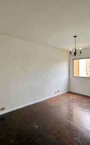 Apartamento à venda com 129m², 3 quartos e 1 vaga Apartamento à venda com 129m², 3 quartos e 1 vagaSala