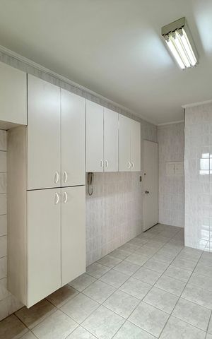Apartamento à venda com 129m², 3 quartos e 1 vaga Apartamento à venda com 129m², 3 quartos e 1 vagaCozinha