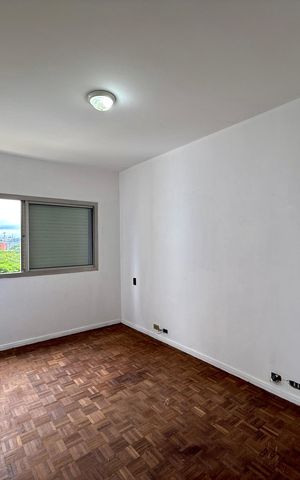 Apartamento à venda com 129m², 3 quartos e 1 vaga Apartamento à venda com 129m², 3 quartos e 1 vagaSuíte
