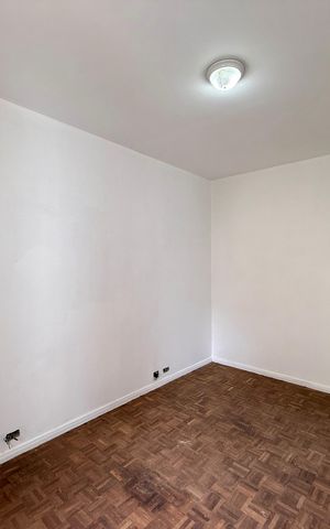 Apartamento à venda com 129m², 3 quartos e 1 vaga Apartamento à venda com 129m², 3 quartos e 1 vagaSuíte