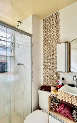 Casa de condomínio à venda com 55m², 2 quartos e 1 vagaBanheiro