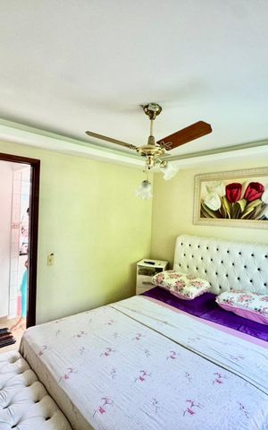 Casa de condomínio à venda com 55m², 2 quartos e 1 vagaQuarto
