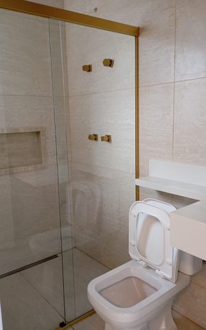 Casa de condomínio à venda com 150m², 3 quartos e 2 vagas Casa de condomínio à venda com 150m², 3 quartos e 2 vagasBanheiro
