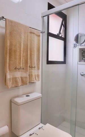 Apartamento à venda com 90m², 4 quartos e 2 vagas Apartamento à venda com 90m², 4 quartos e 2 vagasBanheiro do Quarto 1