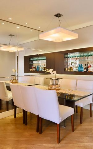 Apartamento à venda com 90m², 4 quartos e 2 vagas Apartamento à venda com 90m², 4 quartos e 2 vagasSala de Jantar