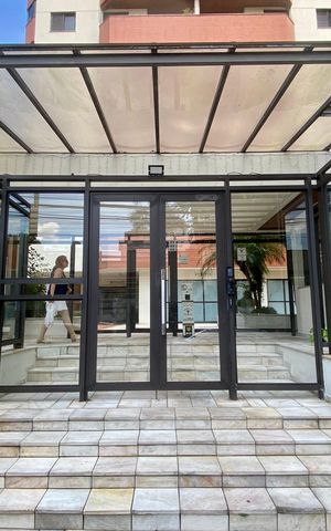 Apartamento à venda com 90m², 4 quartos e 2 vagas Apartamento à venda com 90m², 4 quartos e 2 vagasFachada