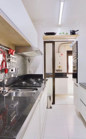 Apartamento à venda com 90m², 4 quartos e 2 vagas Apartamento à venda com 90m², 4 quartos e 2 vagasCozinha