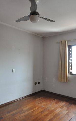 Casa à venda com 150m², 3 quartos e 3 vagasQuarto Suíte