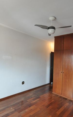 Casa à venda com 150m², 3 quartos e 3 vagasQuarto Suíte