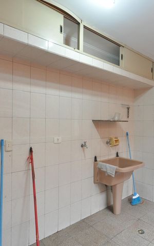 Casa à venda com 150m², 3 quartos e 3 vagasÁrea de Serviço