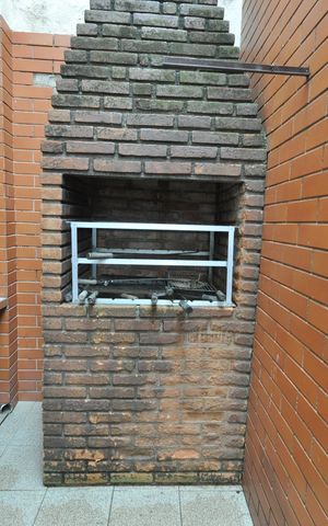 Casa à venda com 150m², 3 quartos e 3 vagasChurrasqueira