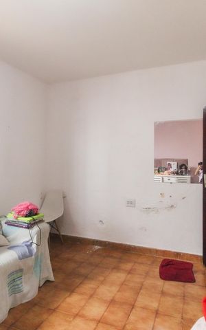 Casa à venda com 120m², 4 quartos e 2 vagas Casa à venda com 120m², 4 quartos e 2 vagasQuarto 1 Casa 2