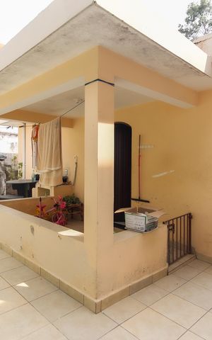 Casa à venda com 120m², 4 quartos e 2 vagas Casa à venda com 120m², 4 quartos e 2 vagasÁrea Externa