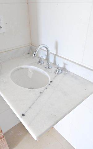 Apartamento à venda com 52m², 2 quartos e 1 vagaBanheiro Social