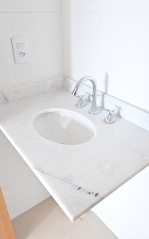 Apartamento à venda com 52m², 2 quartos e 1 vagaBanheiro Social