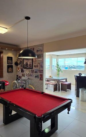 Apartamento à venda com 247m², 3 quartos e 3 vagas Apartamento à venda com 247m², 3 quartos e 3 vagasÁrea Comum - Sala de jogo