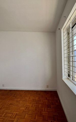 Casa à venda com 197m², 3 quartos e 5 vagas Casa à venda com 197m², 3 quartos e 5 vagasQuarto 1