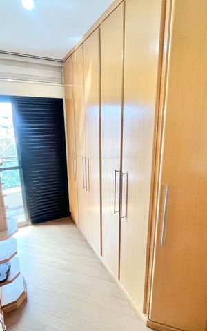 Apartamento à venda com 125m², 3 quartos e 3 vagasQuarto 2