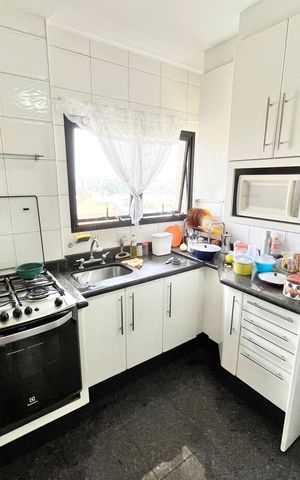 Apartamento à venda com 125m², 3 quartos e 3 vagasCozinha