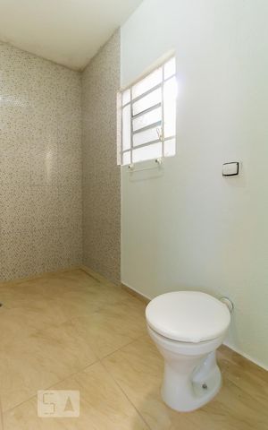 Casa à venda com 200m², 4 quartos e 2 vagas Casa à venda com 200m², 4 quartos e 2 vagasCasa 2