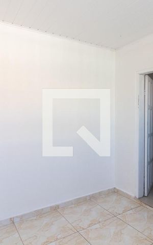 Casa à venda com 200m², 4 quartos e 2 vagas Casa à venda com 200m², 4 quartos e 2 vagasCasa 3