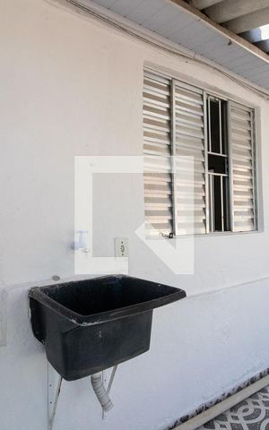 Casa à venda com 200m², 4 quartos e 2 vagas Casa à venda com 200m², 4 quartos e 2 vagasCasa 3