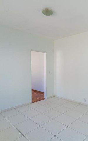 Casa à venda com 200m², 4 quartos e 2 vagas Casa à venda com 200m², 4 quartos e 2 vagasCasa 2