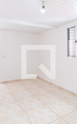 Casa à venda com 200m², 4 quartos e 2 vagas Casa à venda com 200m², 4 quartos e 2 vagasCasa 3