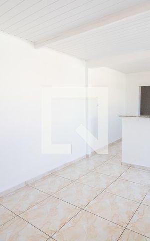 Casa à venda com 200m², 4 quartos e 2 vagas Casa à venda com 200m², 4 quartos e 2 vagasCasa 3