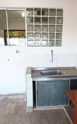 Casa para alugar com 280m², 4 quartos e 3 vagasÁrea de Serviço