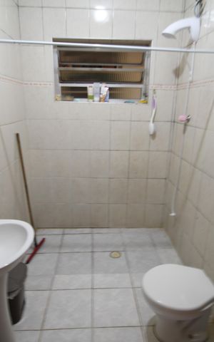 Casa para alugar com 280m², 4 quartos e 3 vagasBanheiro - Casa 2