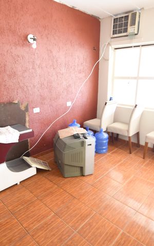 Casa para alugar com 280m², 4 quartos e 3 vagasEscritório 1