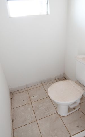 Casa para alugar com 280m², 4 quartos e 3 vagasBanheiro de serviço