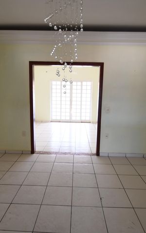 Casa para alugar com 280m², 4 quartos e 3 vagasSala